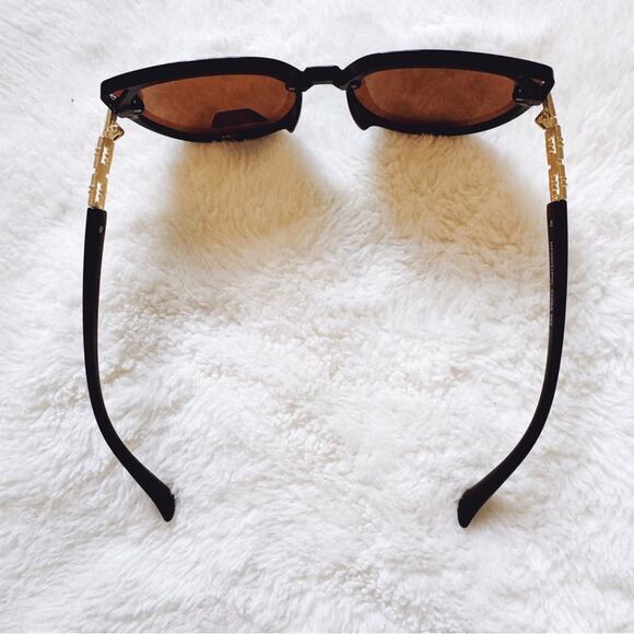 Genevieve Clear Brown & Black Rimless Polarized Sunglasses - Picture 10 of 11